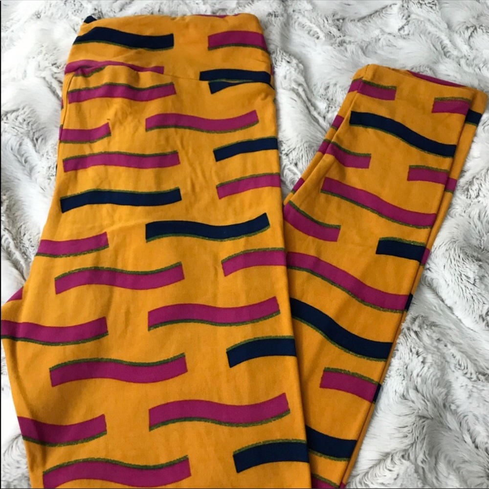 LulaRoe leggings. NWOT. Never worn.
